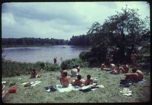 woodstock nudi|Nude sunbathers on the grass during the Woodstock Festival